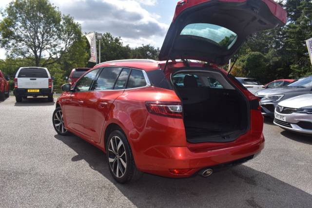 2019 Renault Megane 1.3 TCe Iconic Sport Tourer Euro 6 (s/s) 5dr