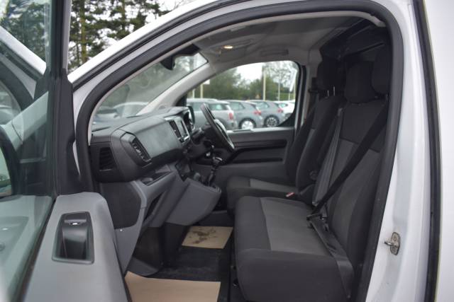 2023 Vauxhall Vivaro 1.5 Turbo D 2900 Dynamic L2 H1 Euro 6 (s/s) 6dr