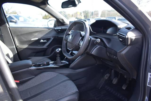 2023 Peugeot 2008 1.2 PureTech Allure Euro 6 (s/s) 5dr