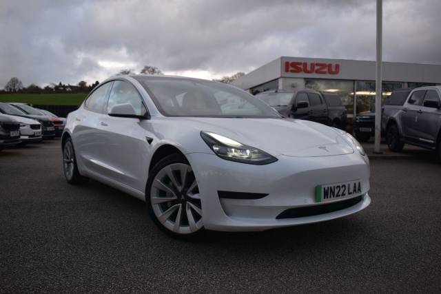 Tesla Model 3 Standard Range Plus Auto RWD 4dr Saloon Electric White