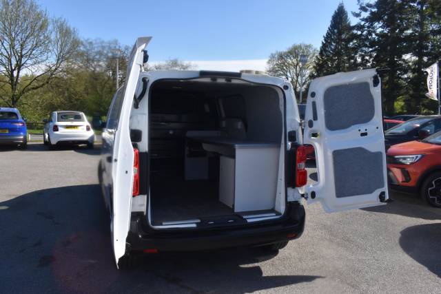 2022 Peugeot Expert 2.0 BlueHDi 1400 Professional Premium Standard Panel Van MWB Euro 6 (s/s) 6dr