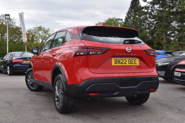 2022 Nissan Qashqai 1.3 DIG-T MHEV Acenta Premium Euro 6 (s/s) 5dr