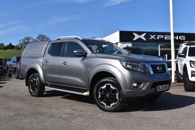 Nissan Navara 2.3 dCi Tekna Auto 4WD Euro 6 4dr Pickup Diesel Grey