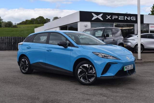 MG MG 4 64kWh SE Long Range Auto 5dr Hatchback Electric Blue