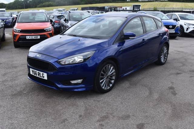 Ford Focus 1.5 TDCi ST-Line Euro 6 (s/s) 5dr Hatchback Diesel Blue