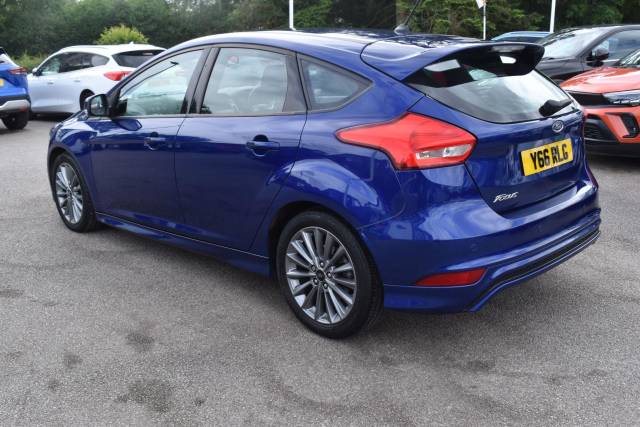 2017 Ford Focus 1.5 TDCi ST-Line Euro 6 (s/s) 5dr