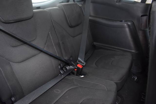 2016 Ford S-MAX 2.0 TDCi Titanium MPV 5dr Diesel Manual Euro 6 (s/s) (150 ps)