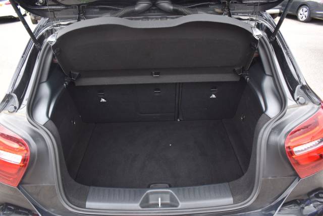 2018 Mercedes-Benz A Class 2.0 A45 AMG SpdS DCT 4MATIC Euro 6 (s/s) 5dr