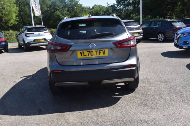 2021 Nissan Qashqai 1.3 DIG-T N-Motion Euro 6 (s/s) 5dr