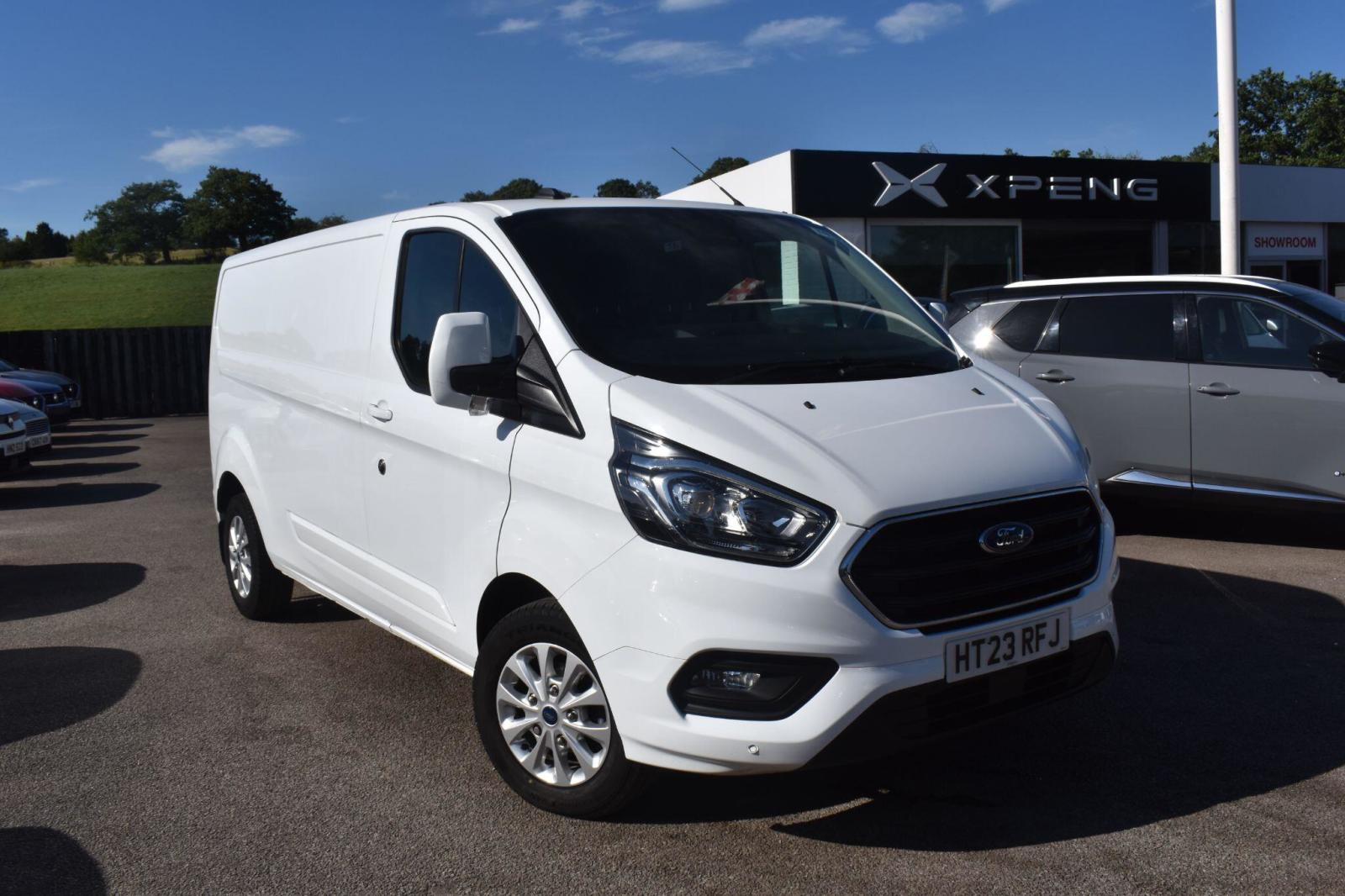 2023 Ford Transit Custom