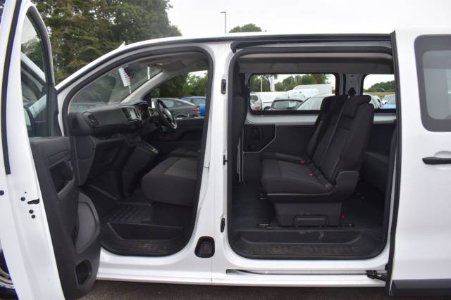2023 Vauxhall Vivaro Life Electric 50kWh Combi Auto LWB 5dr (9 Seat, 7.4kW Charger)