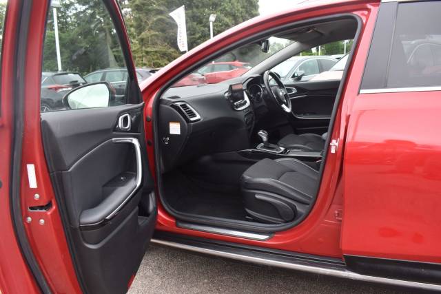 2020 Kia XCeed 1.6 GDi 8.9kWh 3 DCT Euro 6 (s/s) 5dr