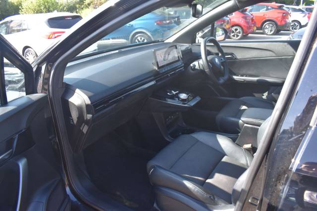 2023 MG MG 4 64kWh Trophy Long Range Auto 5dr