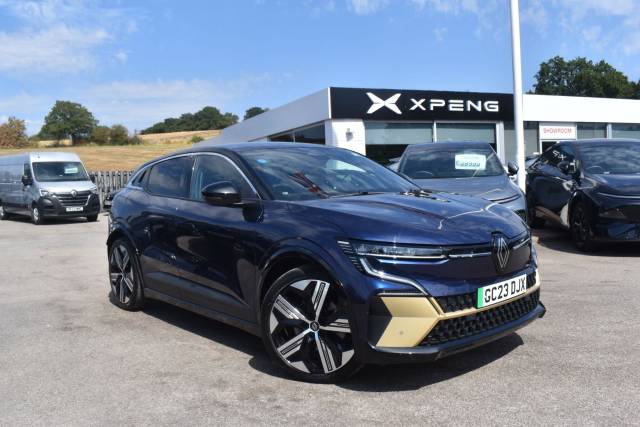 Renault Megane E-tech 60kWh iconic Auto 5dr (optimum charge) Hatchback Electric Blue