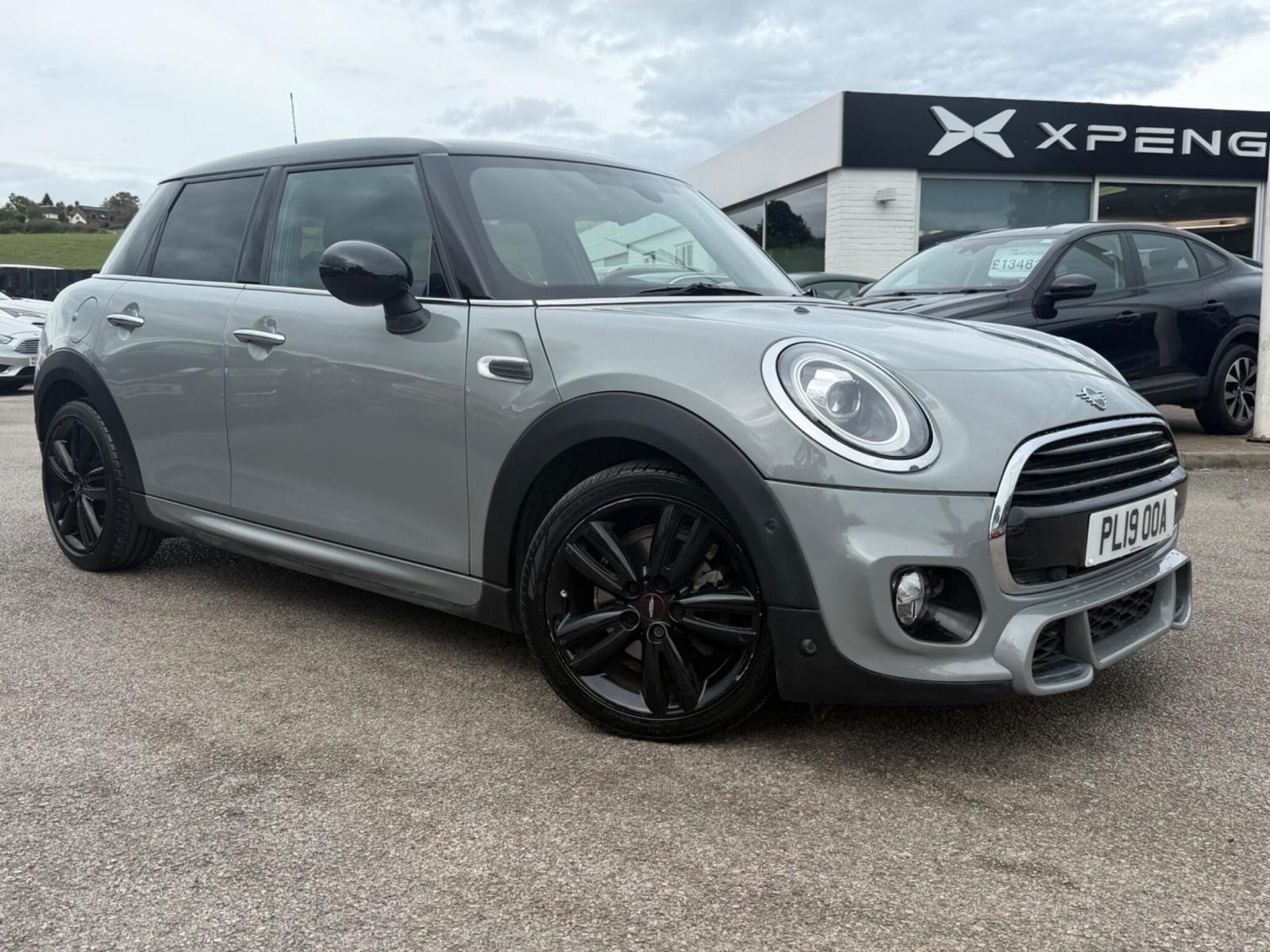 2019 Mini Hatch