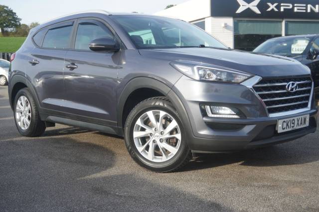 Hyundai TUCSON 1.6 GDi SE Nav Euro 6 (s/s) 5dr SUV Petrol Grey