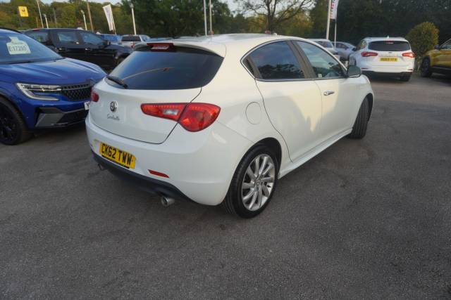 2013 Alfa Romeo Giulietta 2.0 JTDM-2 Veloce Hatchback 5dr Diesel TCT Euro 5 (s/s) (170 bhp)